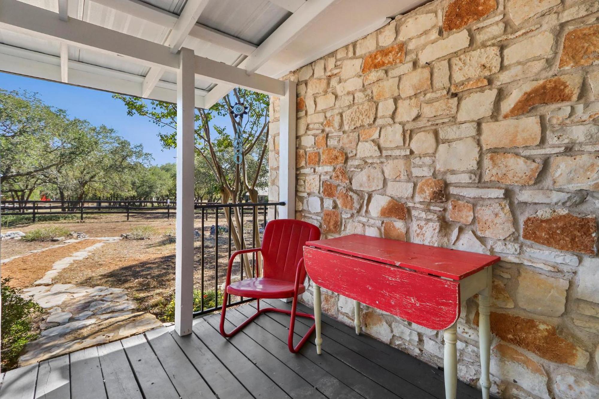 Red Donkey Cottage Wimberley Eksteriør bilde